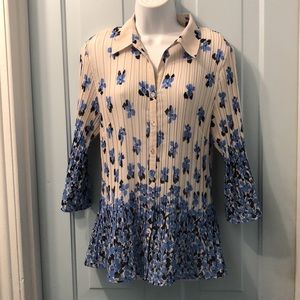 Fashion Bug crinkle blouse bell sleeves Size L 100 % polyester